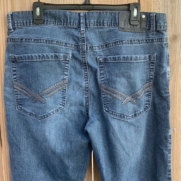 TK Axel Slim Straight Jeans — 36 x 30 - Picture 3 of 9